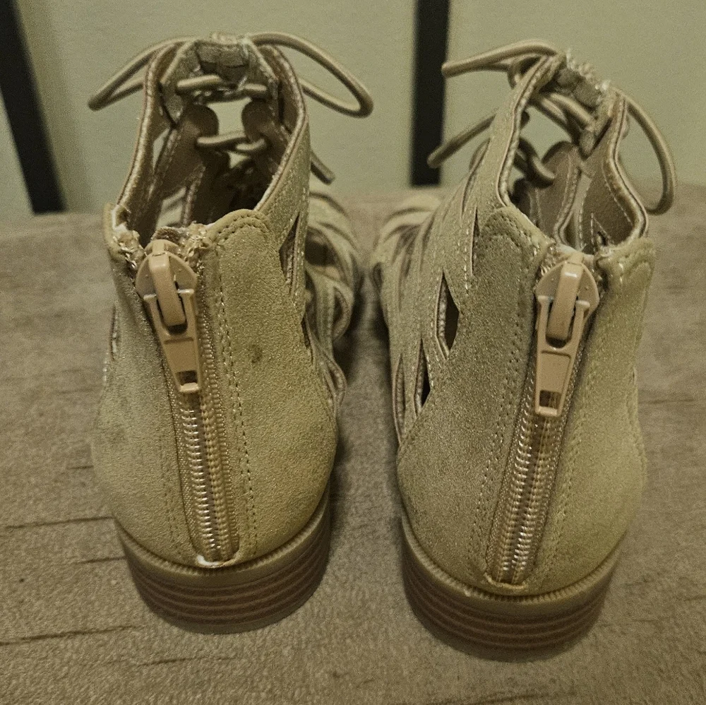 Girl's Tan Sandals